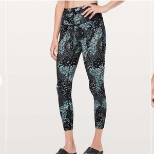 Lululemon leggings wunder under black floral